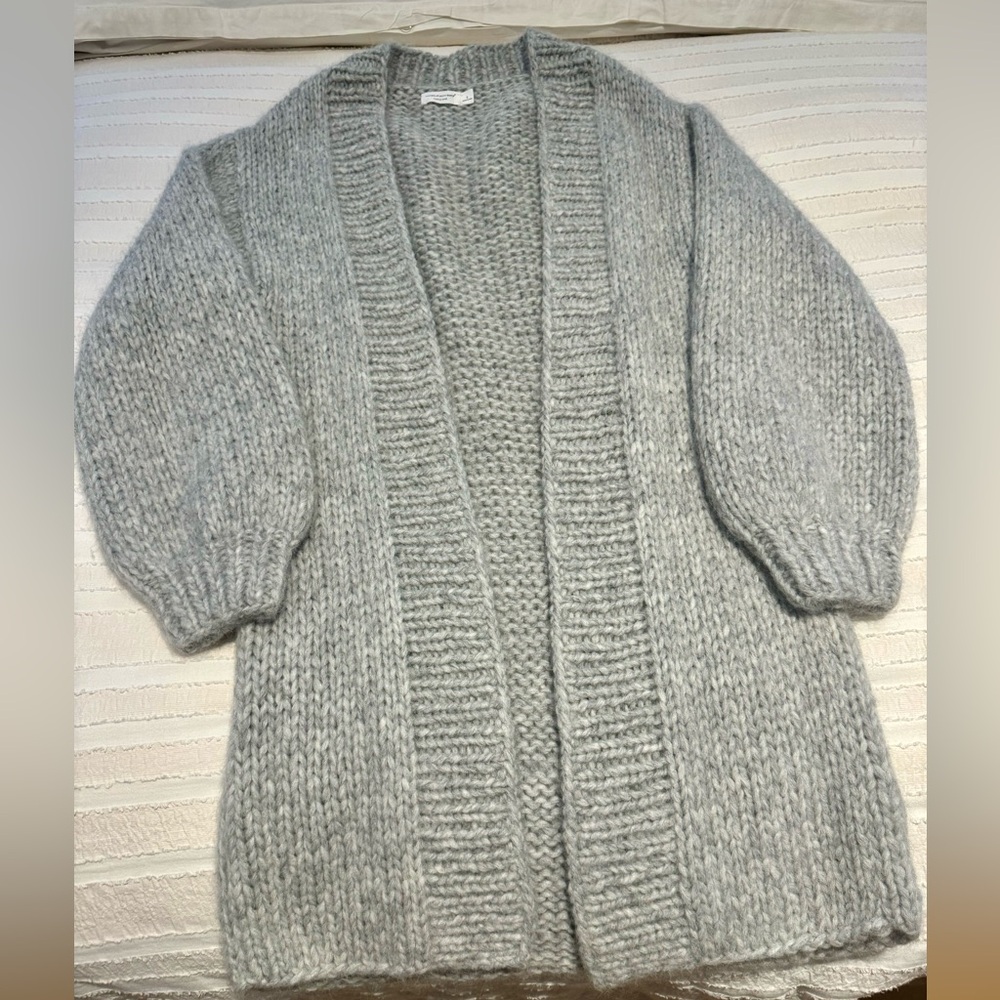 Unsubscribed knit 3/4 length cardigan